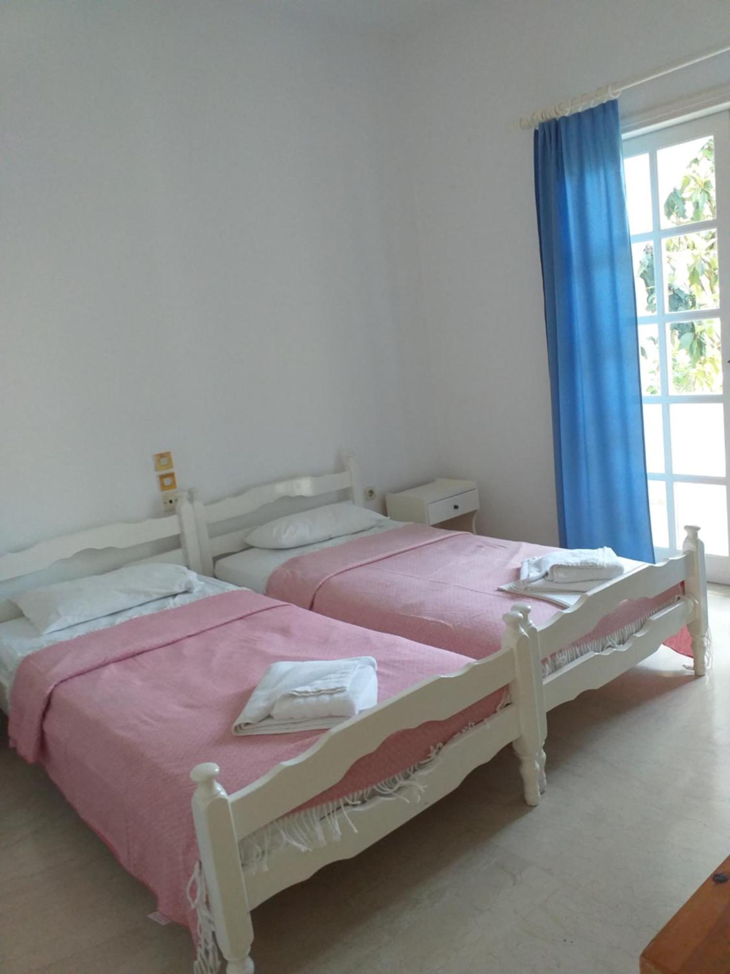 Sigma Hotel Paralia Vrachou Habitación foto